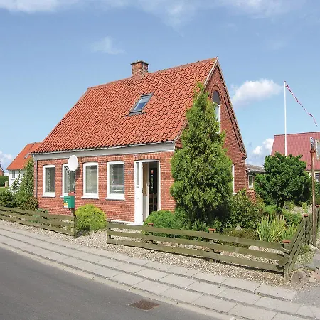 Three-bedroom Holiday In Holiday home *