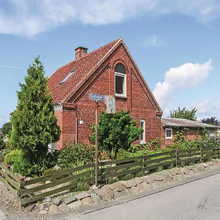 Three-bedroom Holiday In * Bagenkop